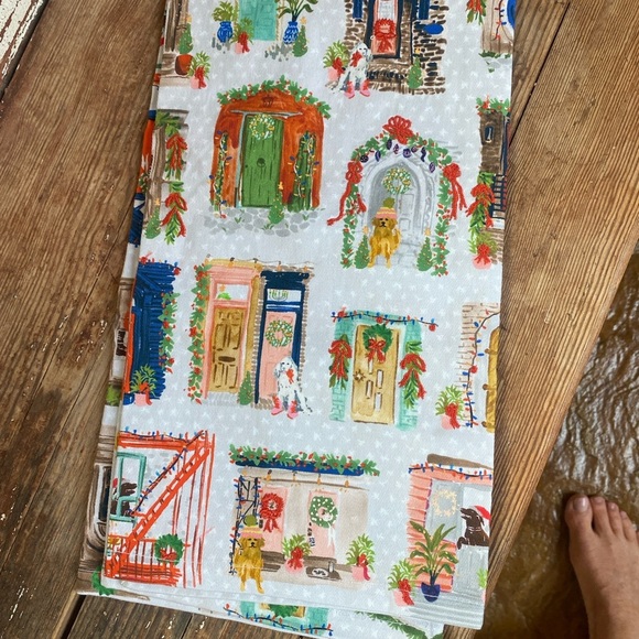 NWT Anthropologie Dogs Around the World Christmas Dish Towel - Picture 5 of 5